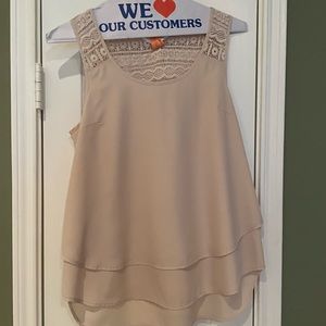 Ladies Sleeveless Top